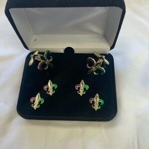 Mardi Gras Colored Fleur de Lis Cufflinks and Studs Set Gold Trim NWT
